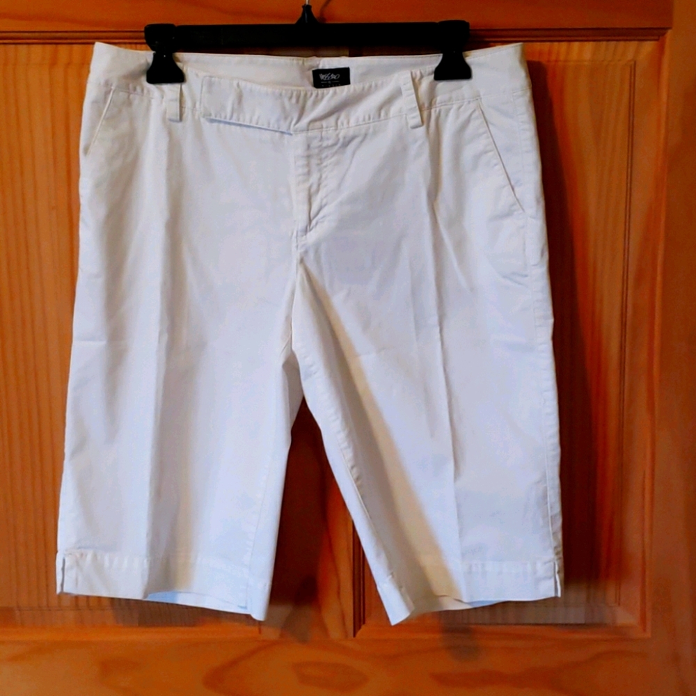 Mossimo Bermuda shorts sz 6